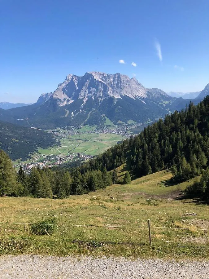 Apartment Ferienwohnung Angie Garmisch-Partenkirchen